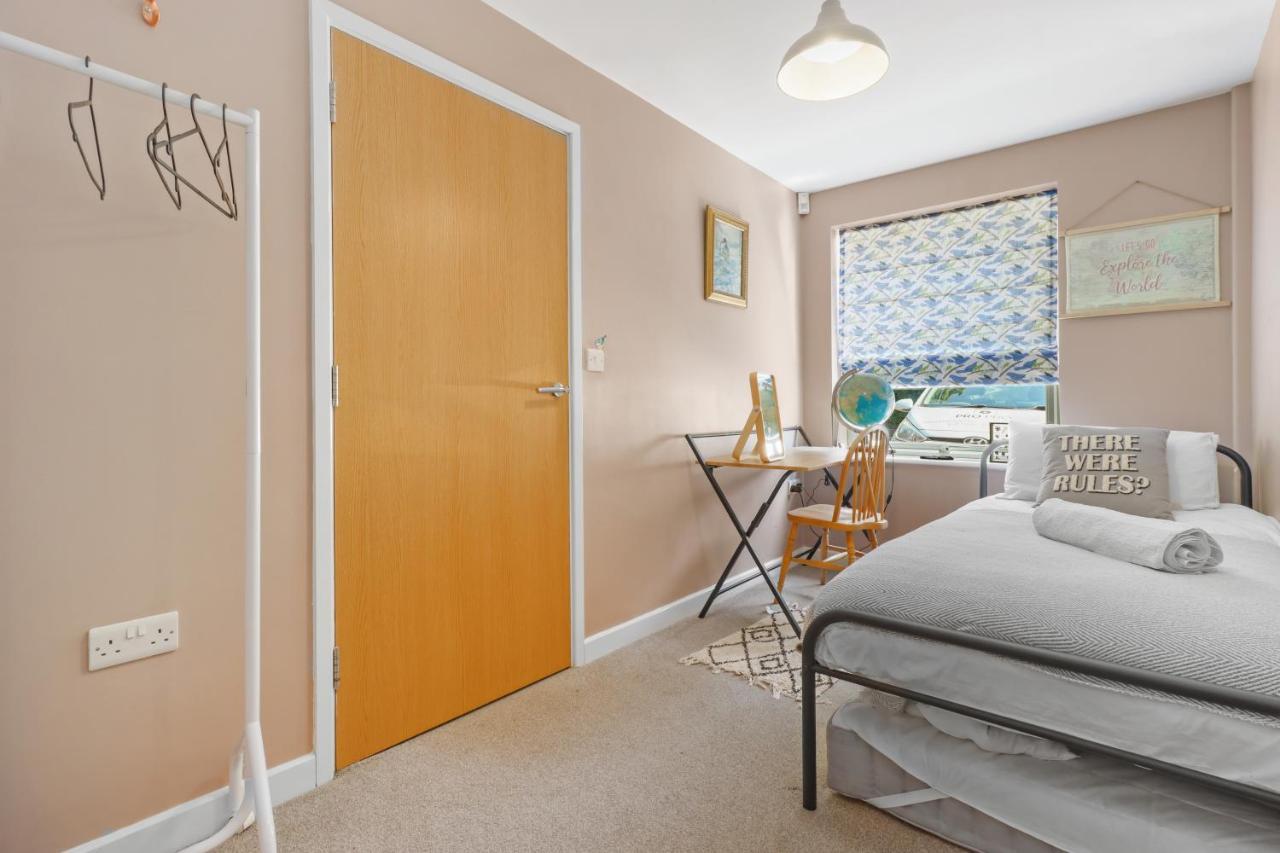 Modern House With Parking Buisness And Leisure Holiday home Brighton